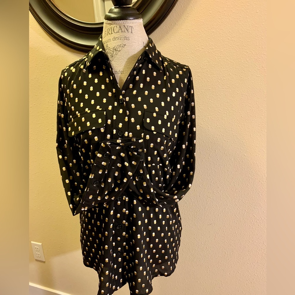 NWOT GORGEOUS WHO WHAT WEAR BLOUSE.NEVER WORN. METALLIC DOTS W/MATTE SILVER DOTS - Picture 4 of 11
